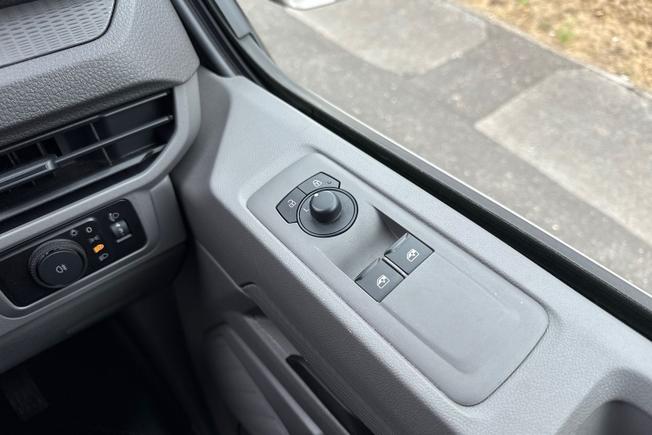 Volkswagen Transporter Photo 44