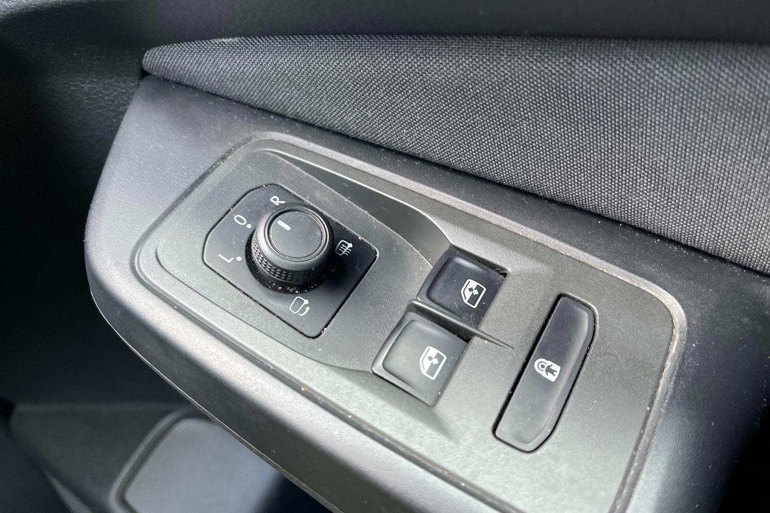 Ford GRAND TOURNEO CONNECT Photo 15