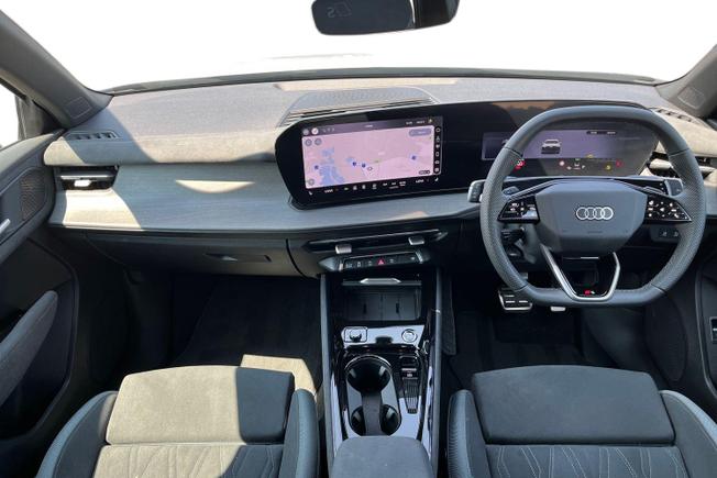 AUDI Q3 Photo 10