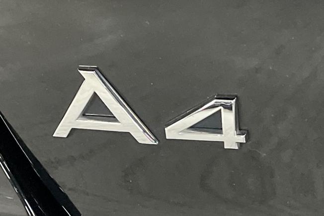 Audi A4 Avant Photo 34