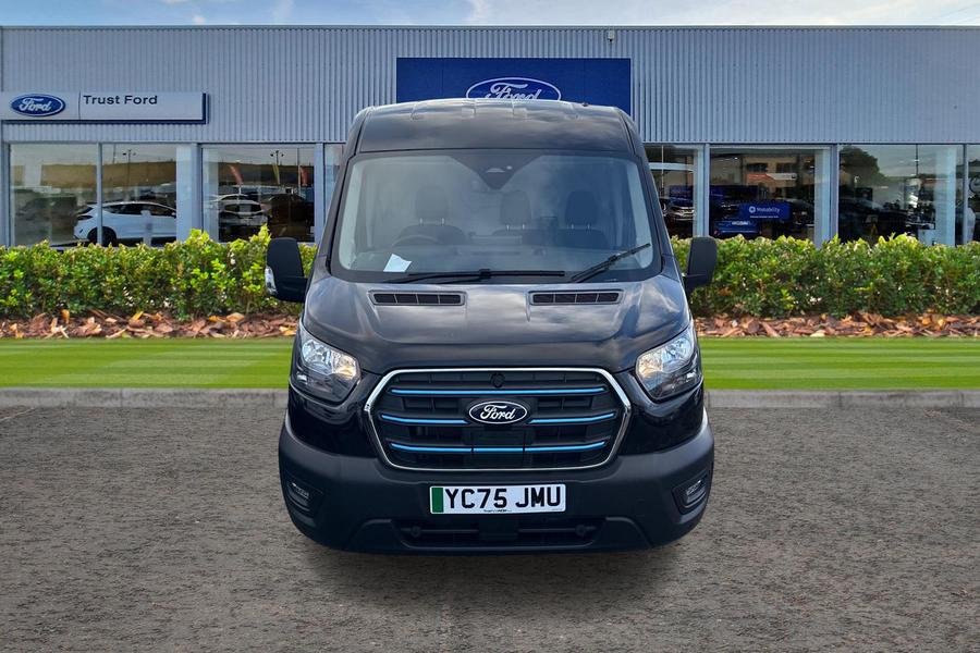 Ford E-TRANSIT Photo autoimg-a8b0280b550c1359fc3c790ee2cfbcca991ac070.jpg