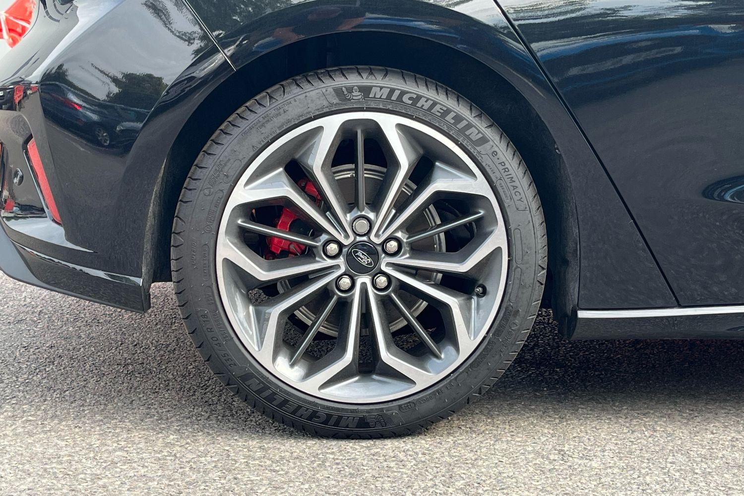 Ford Focus Photo 7
