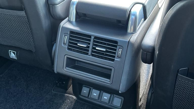 Used Land Rover Discovery WL73ARZ 18