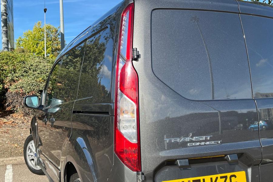 Ford TRANSIT CONNECT Photo autoimg-a8b8239cf4cbf606f6479763ab00959ae66d61a3.jpg