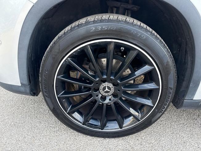 MERCEDES-BENZ GLA Photo 36