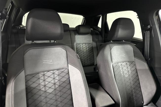 VOLKSWAGEN Polo Photo 25