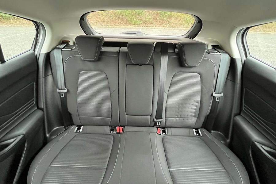 Ford FOCUS Photo autoimg-a8bc20d91b1a62aa26a54ae5090e9f0c5940f10d.jpg