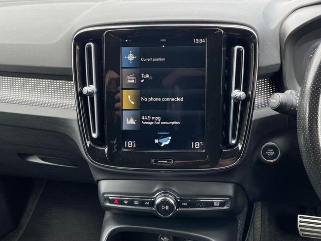 VOLVO Xc40 Photo 14