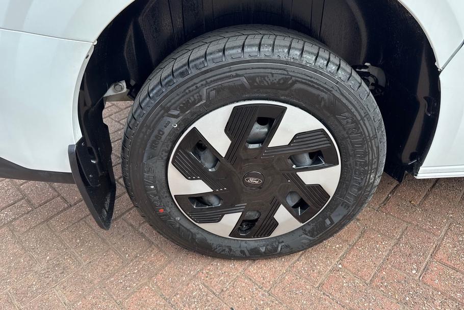 Used Ford E-TRANSIT CUSTOM MJ25VBU 26