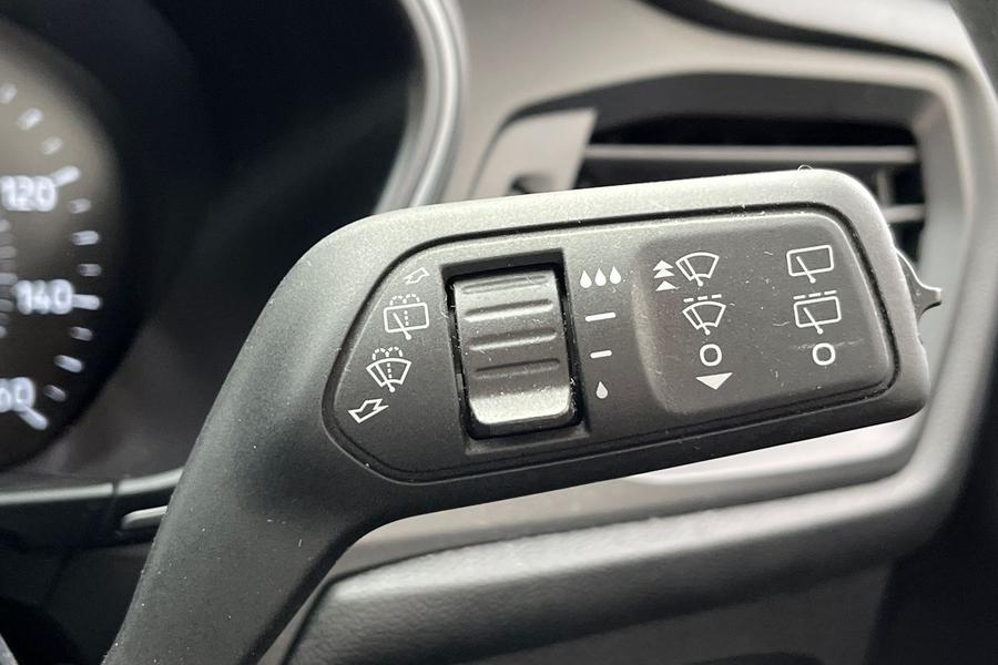 Ford FOCUS Photo autoimg-a8c17e98199bf3b992860230fcff648d284ab19b.jpg