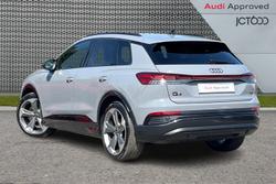 AUDI Q4 E-Tron Photo 3