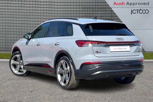 AUDI Q4 E-Tron Photo 3