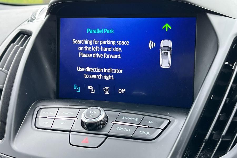 Ford KUGA Photo autoimg-a8c44fa3cd88b079ad92aba817b44fd947625dd1.jpg