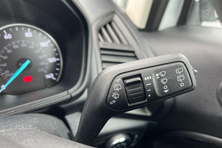 Ford ECOSPORT Photo autoimg-a8c5d5f8080c6a0e498e8a21a7c7300e3a34e776.jpg