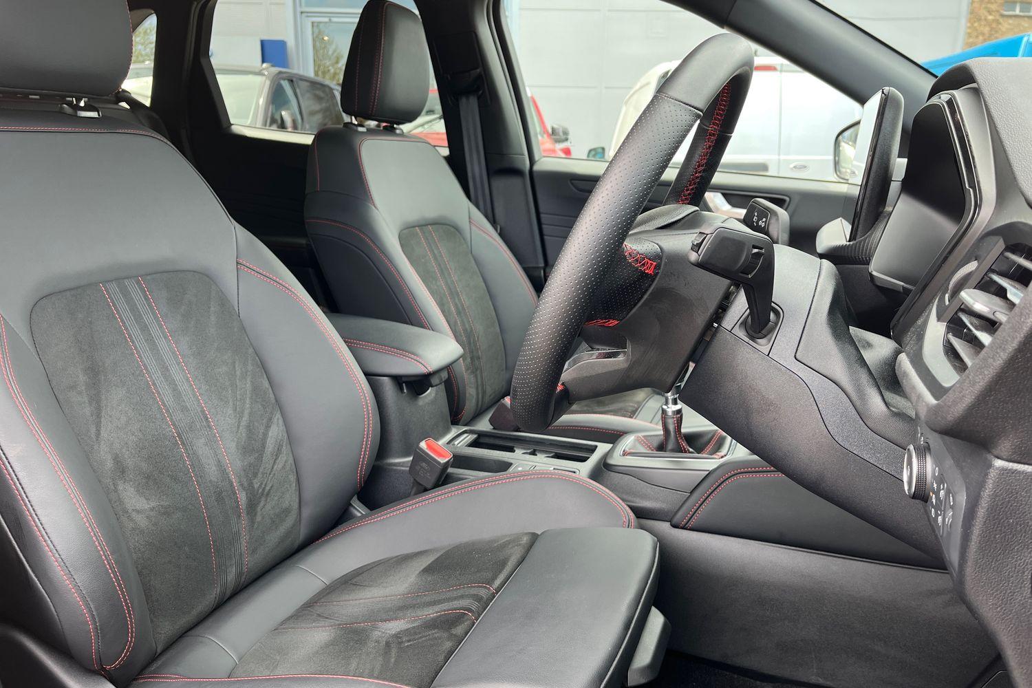 Ford Kuga Photo 16