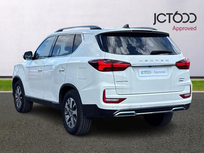 SSANGYONG Rexton Photo 3