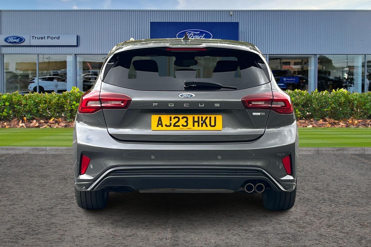 Ford Focus Photo 6