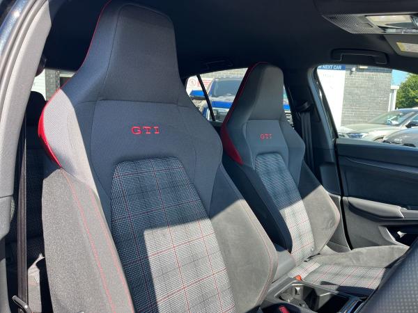 Volkswagen Golf Photo autoimg-a8d28a9f63c2317449c08de2df141b3017155f89.jpg