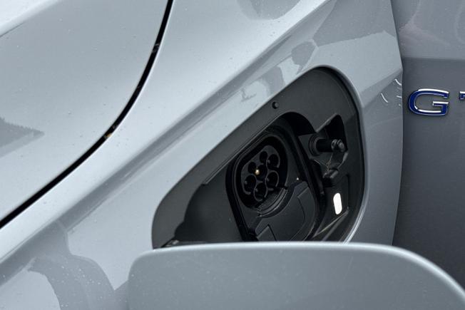 VOLKSWAGEN Golf Photo 46