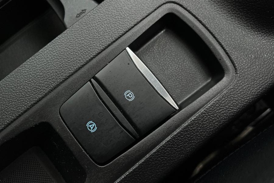 Ford Focus Photo autoimg-a8d5959cbbb7844deedd1357c8df3b86df497c47.jpg