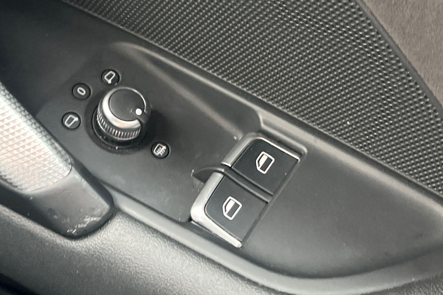 Audi TT Photo 15
