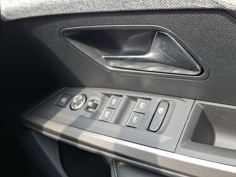 Used Peugeot 5008 KR25FPV 24
