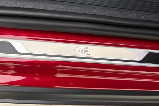 VOLKSWAGEN T-Cross Photo 26