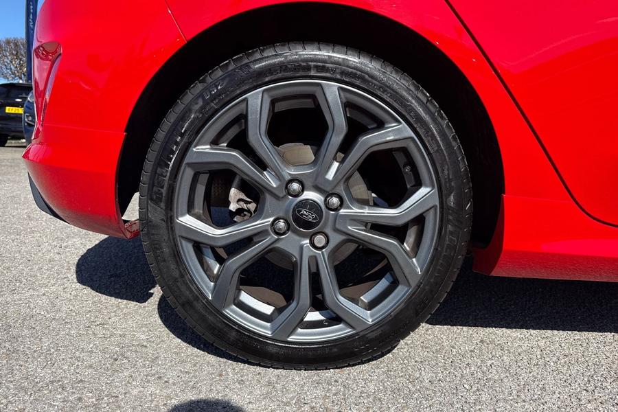 Ford FIESTA Photo autoimg-a8dfc66dc9962aabda38f118299b8aafbfcba27d.jpg