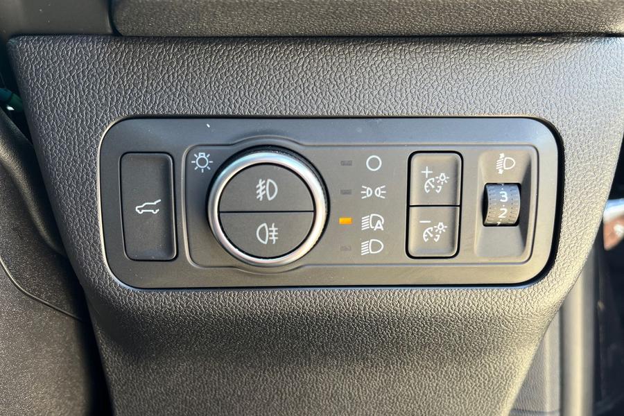 Ford Kuga Photo autoimg-a8ea41b0eabf4601d641328cbeebd1c8a3aca24d.jpg