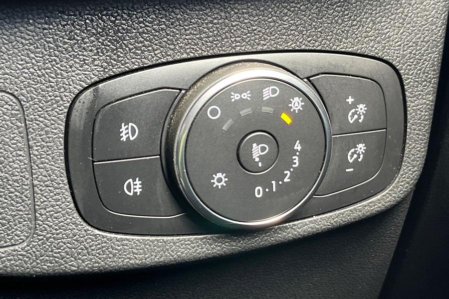 Ford Focus Photo autoimg-a8ed715026fe4c3b81cb668006f588abeca11913.jpg