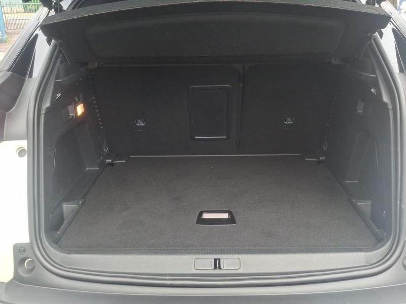Used Peugeot 3008 NV22SOJ 33
