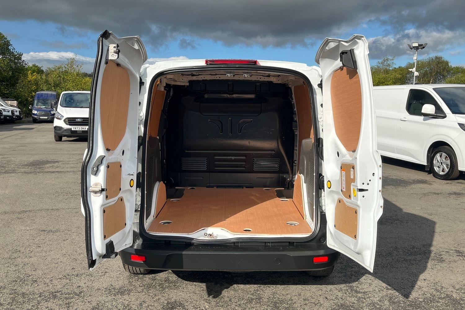 Ford TRANSIT CONNECT Photo 6
