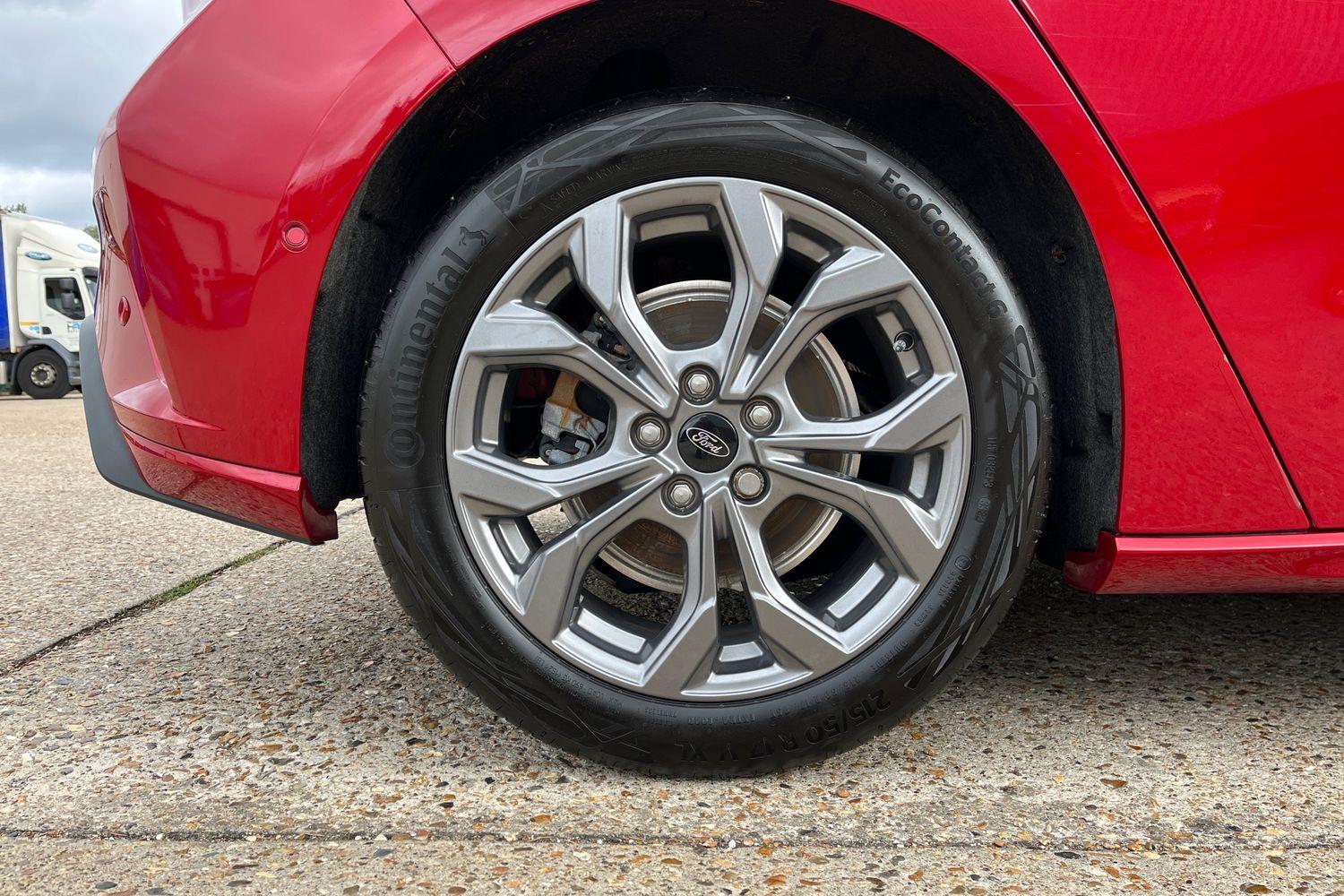 Ford Focus Photo 7