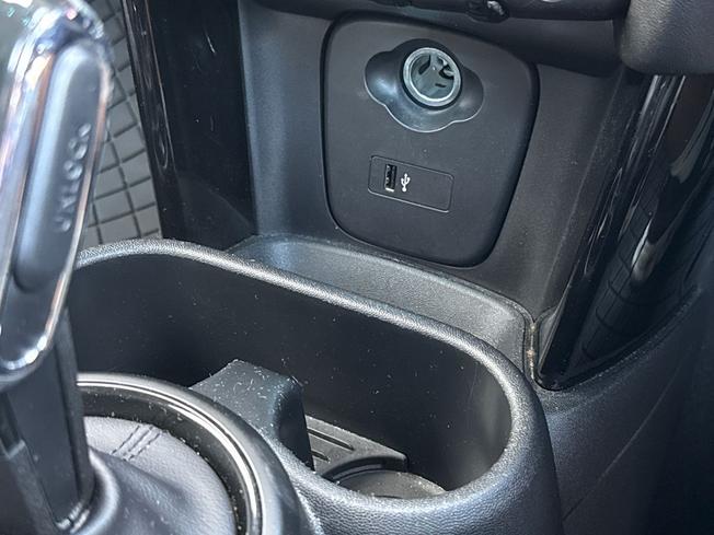 MINI Electric Hatch Photo 55