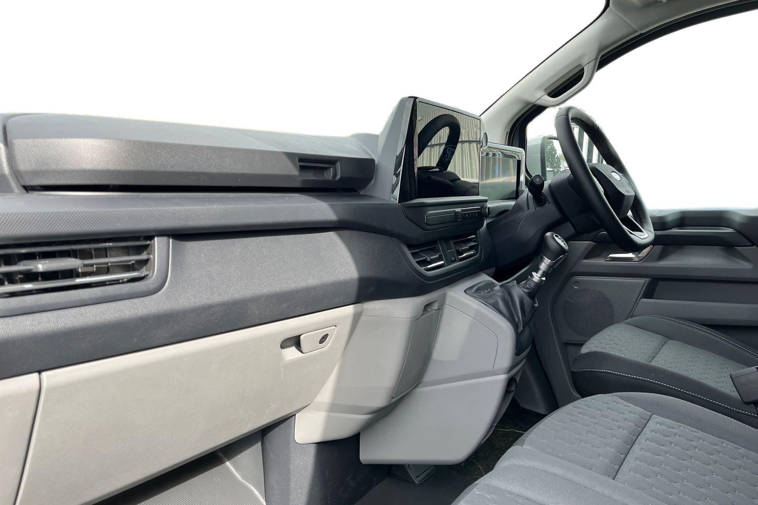 Ford TRANSIT CUSTOM Photo 2