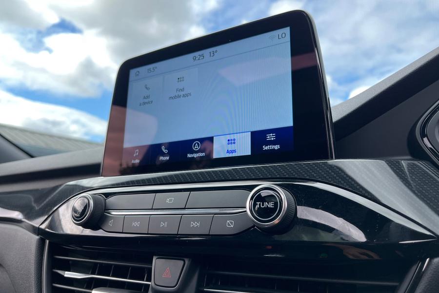 Ford KUGA Photo autoimg-a8f277db7b40d555a8895d314df4a3a8f74737ed.jpg