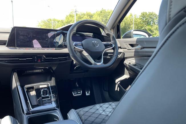 VOLKSWAGEN Golf Photo 43