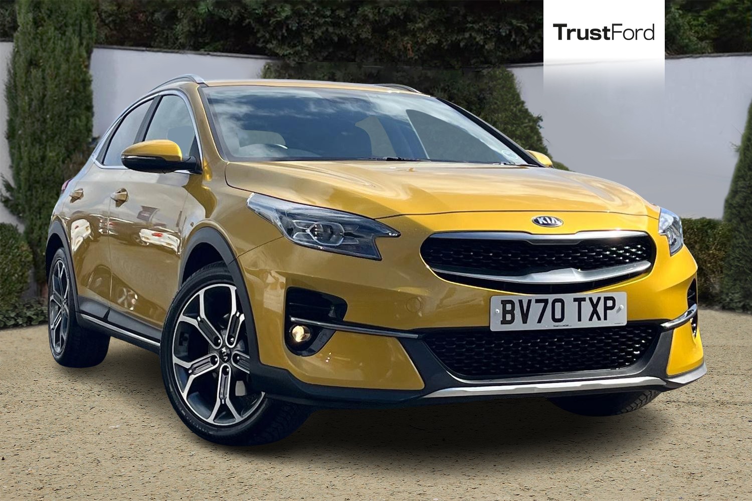 Kia XCEED Photo 0