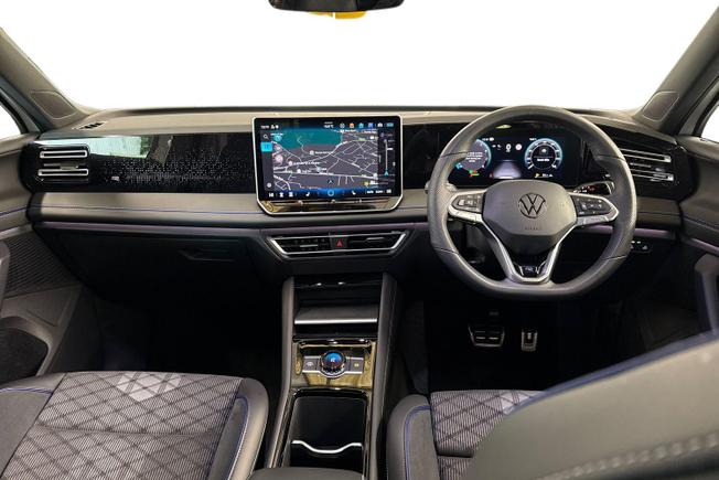 VOLKSWAGEN Tiguan Photo 10