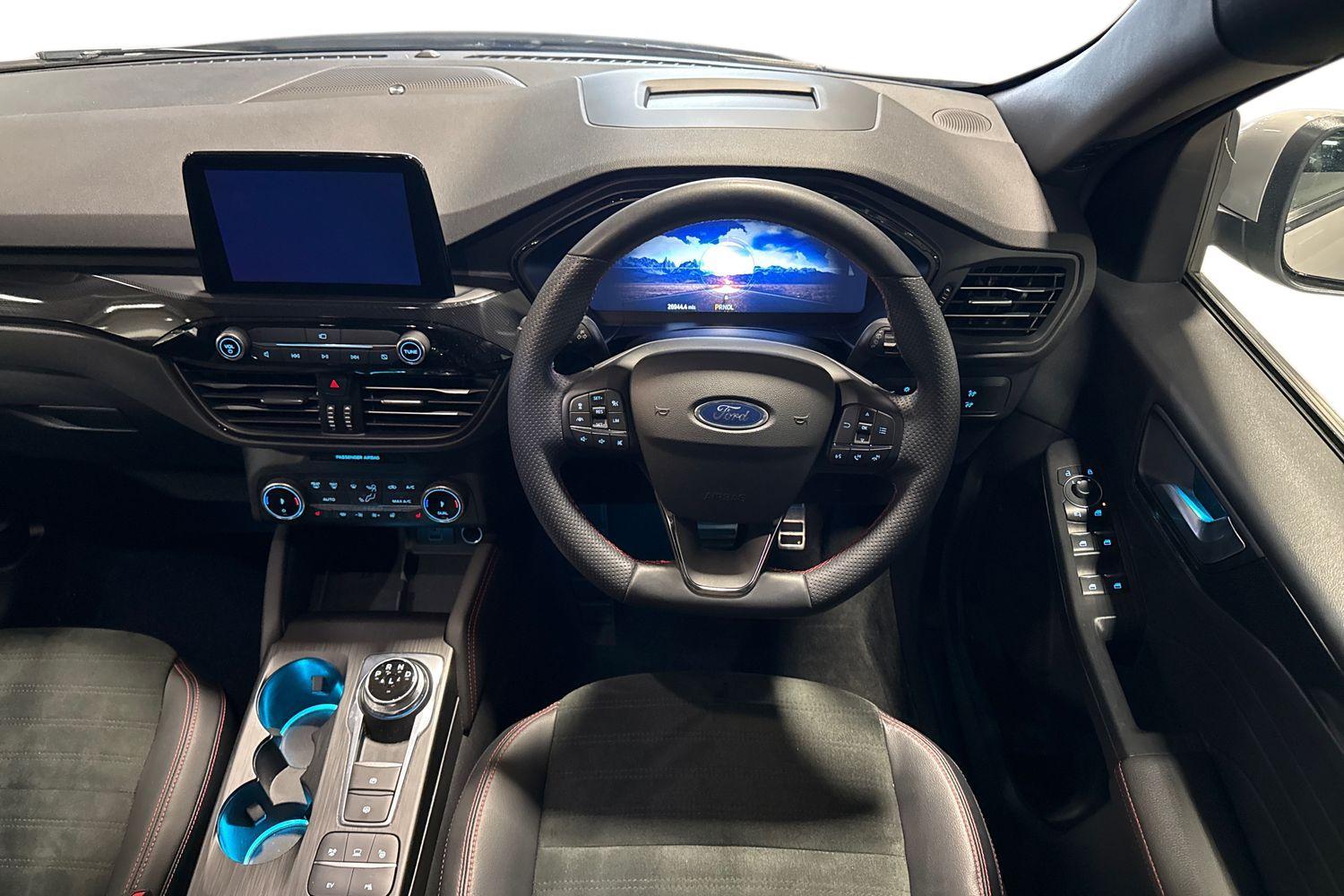 Ford KUGA Photo 10