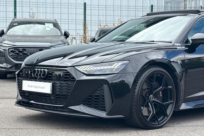 AUDI RS6 Avant Photo 23