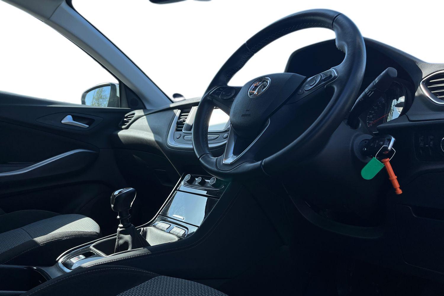 Vauxhall GRANDLAND X Photo 8