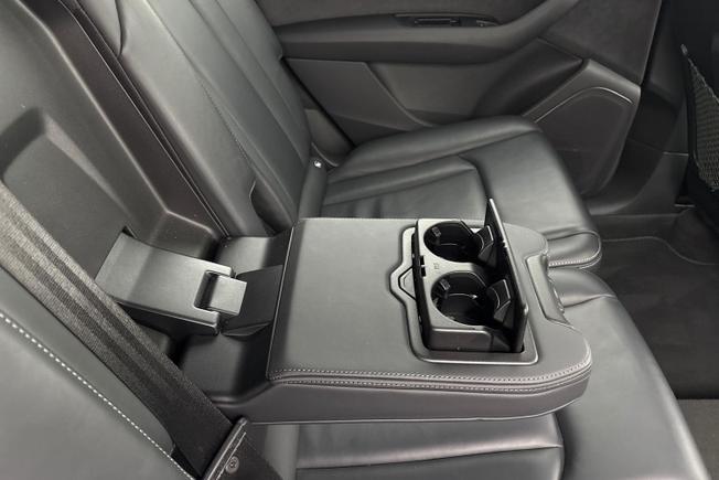 AUDI Q7 Photo 27