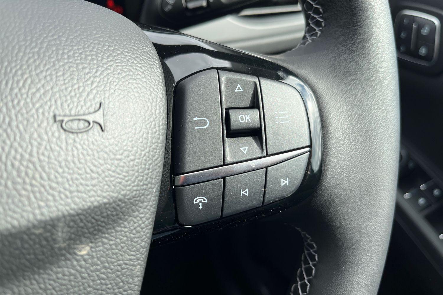 Ford KUGA Photo 27
