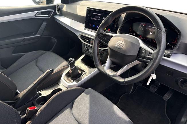 SEAT Arona Photo 6