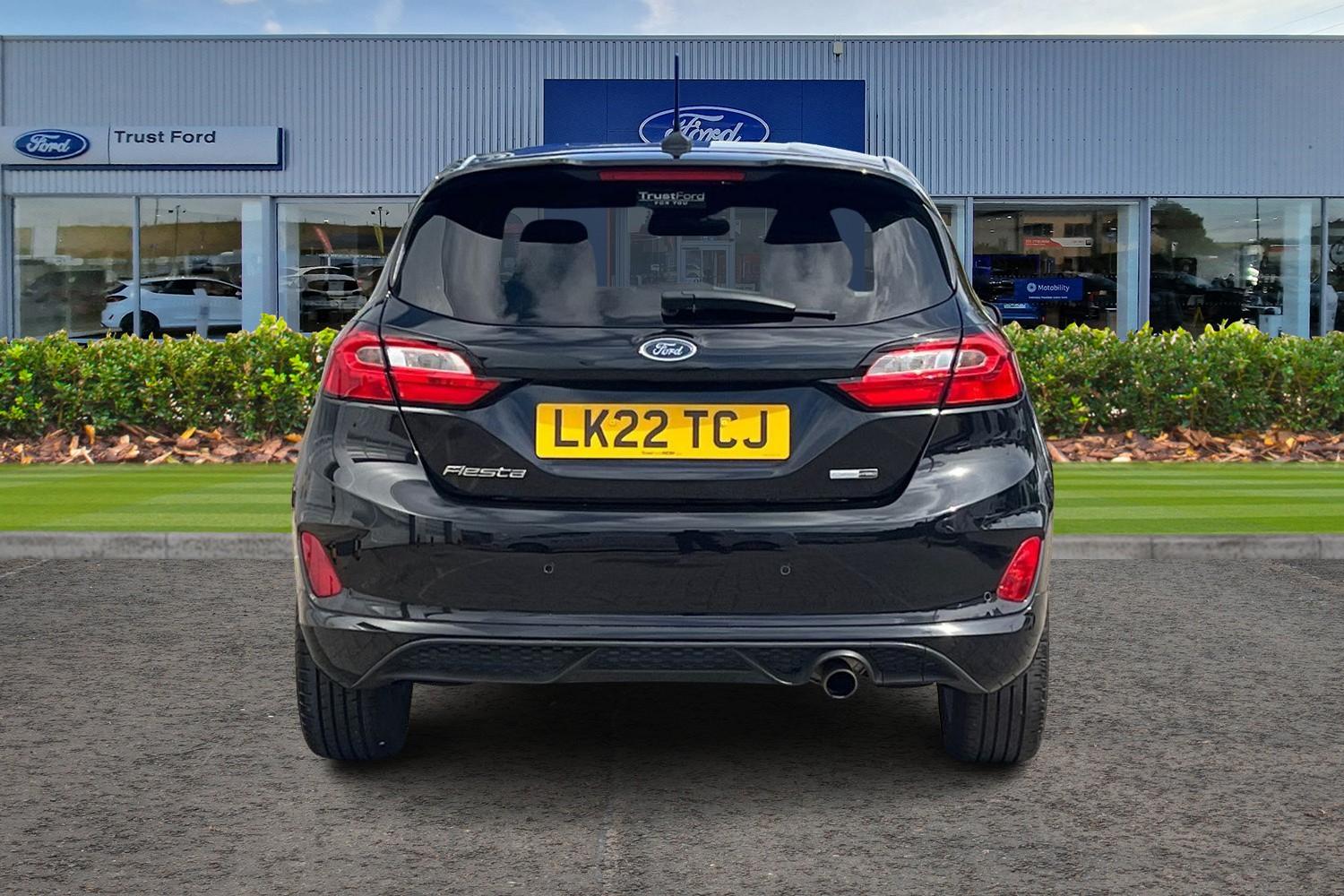 Ford Fiesta Photo 6