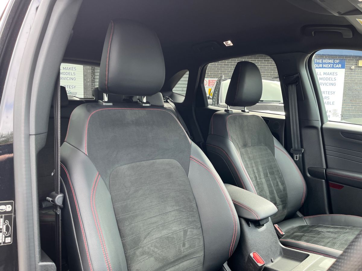 Ford Kuga Photo 24