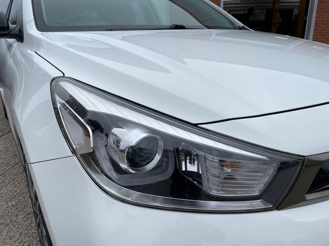 KIA Rio Photo 19