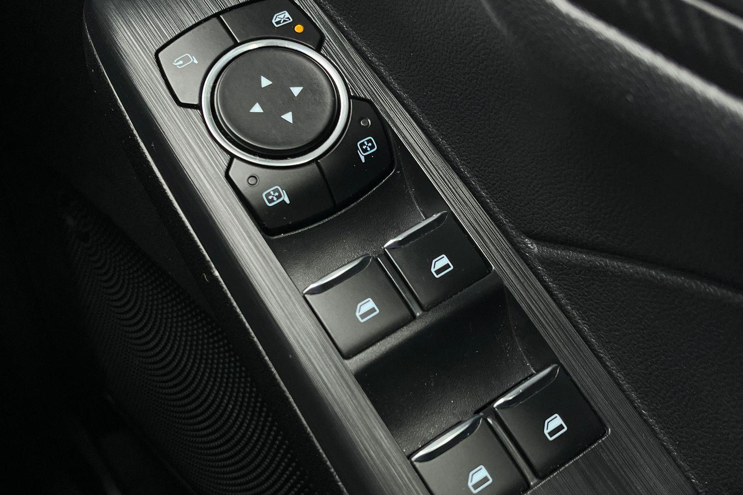 Ford KUGA Photo 15