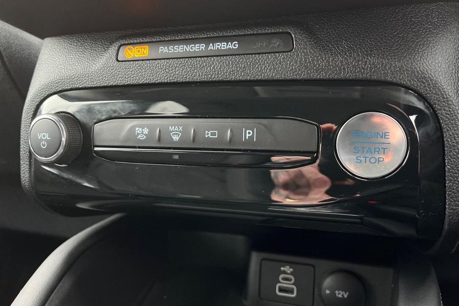 Ford Kuga Photo autoimg-a90e4a9390aff46a779437277e2f845cb4259b63.jpg